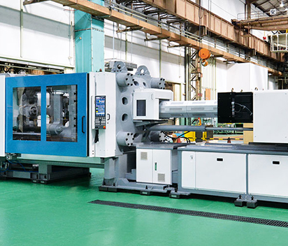 Injection Molding Machine in Heavy Industries