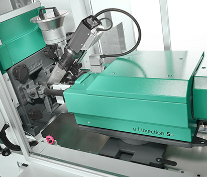 Modular injection molding machines